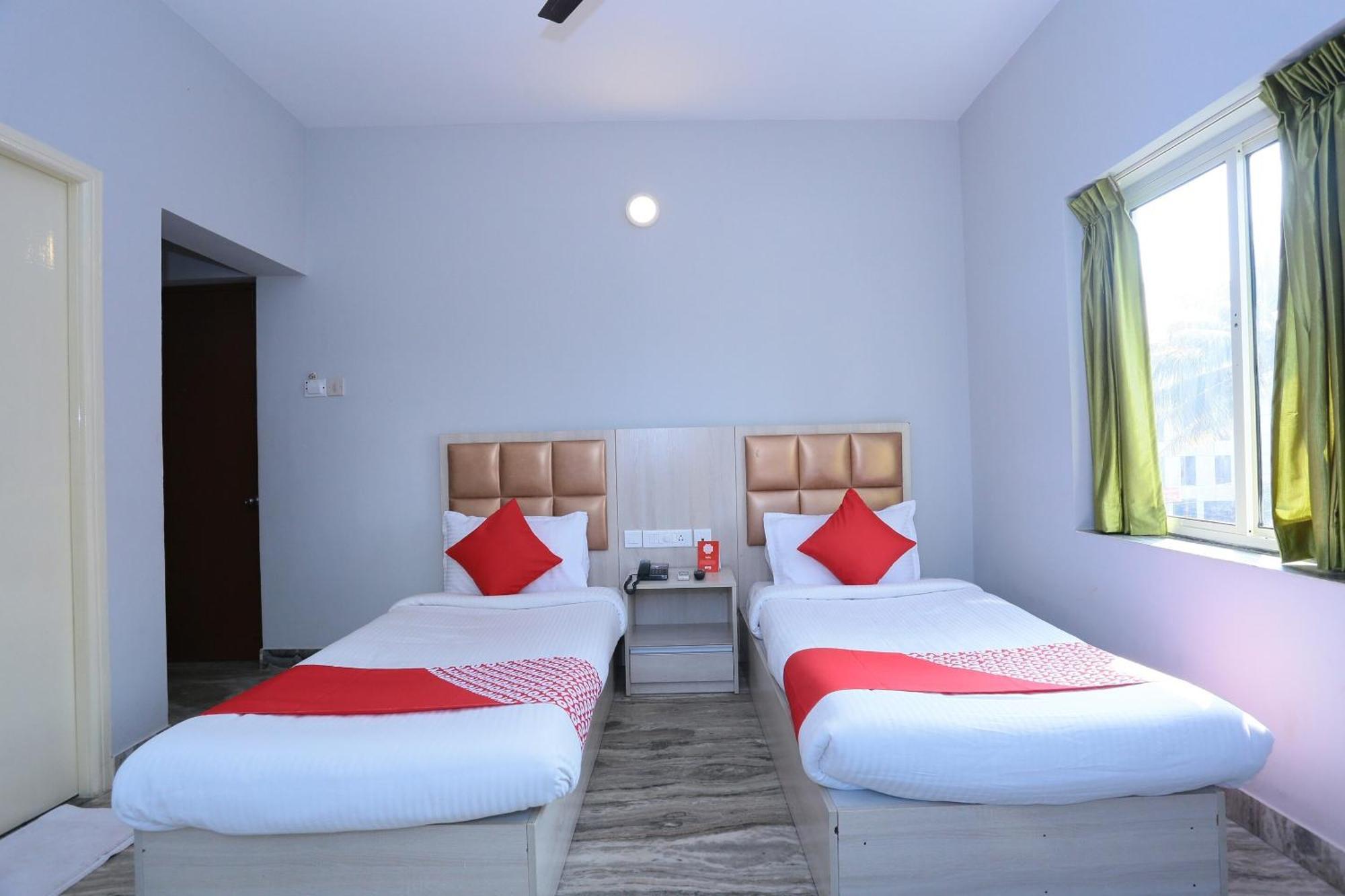 Super Townhouse Prince Palace Thiruvananthapuram Εξωτερικό φωτογραφία