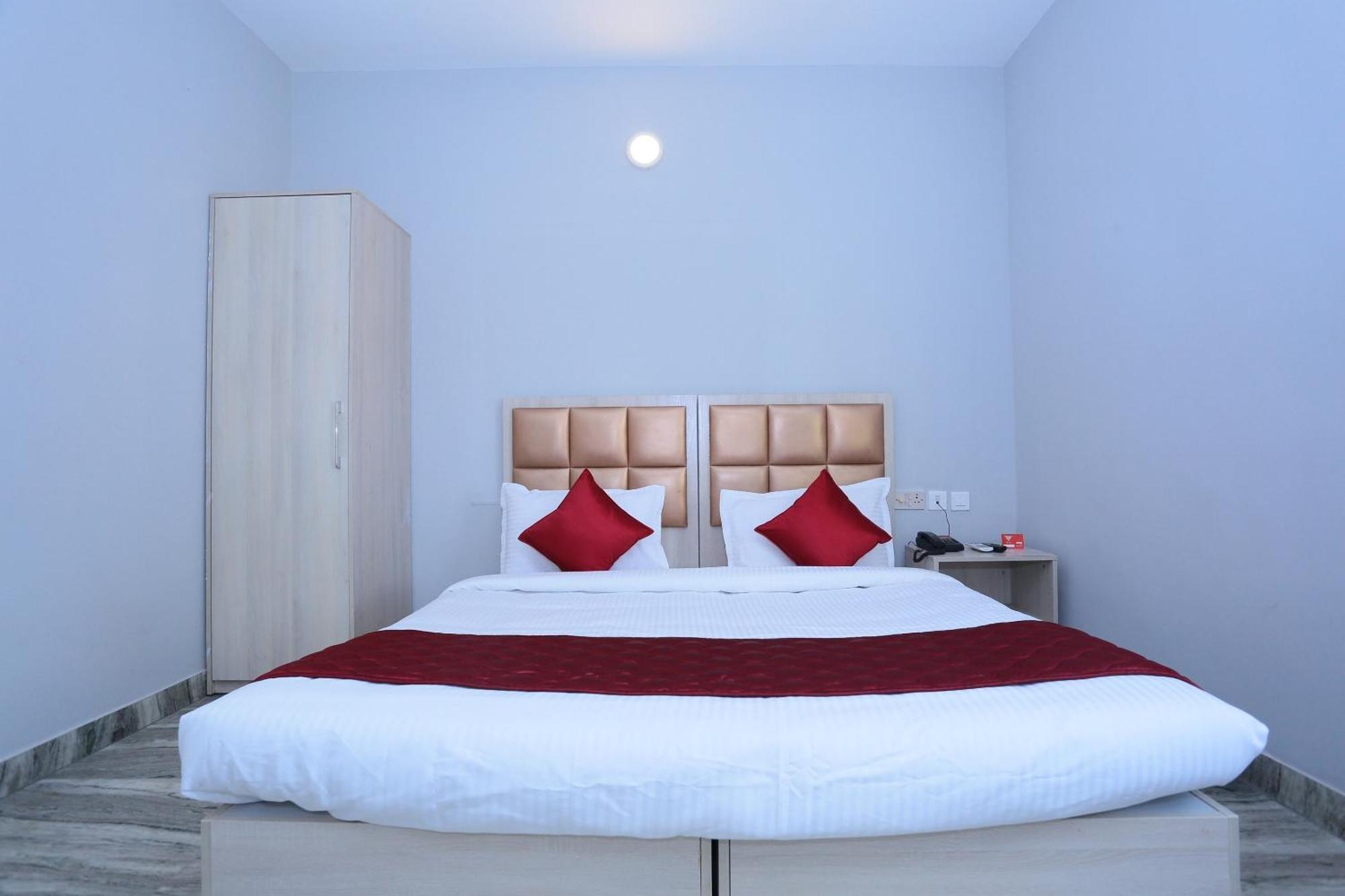 Super Townhouse Prince Palace Thiruvananthapuram Εξωτερικό φωτογραφία