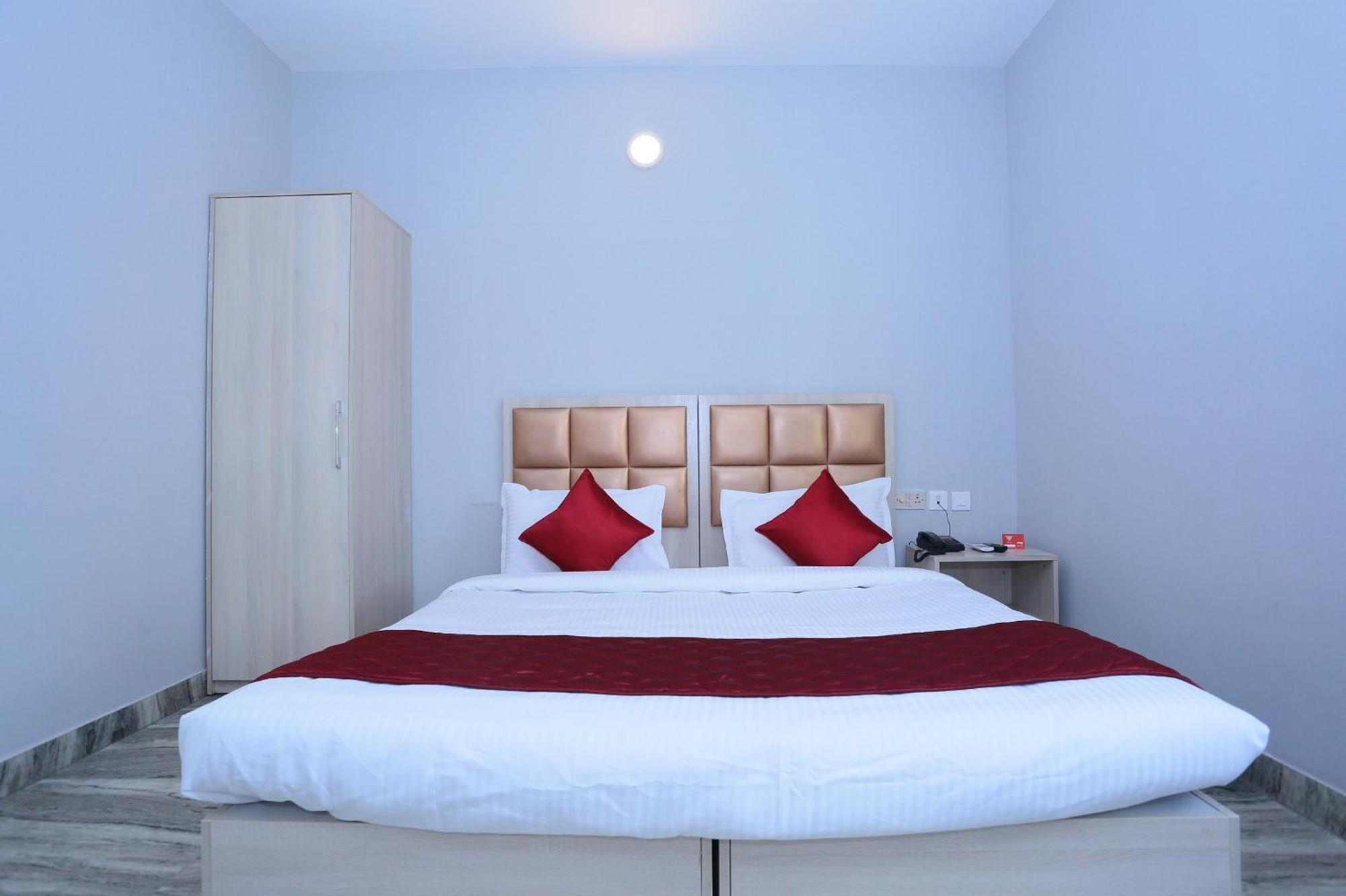 Super Townhouse Prince Palace Thiruvananthapuram Εξωτερικό φωτογραφία