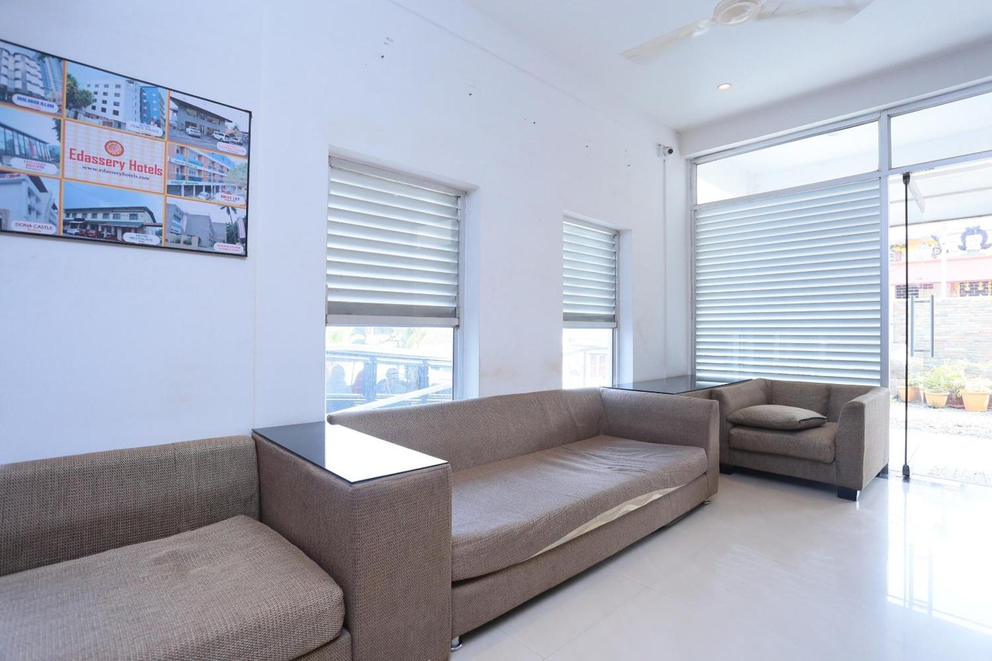 Super Townhouse Prince Palace Thiruvananthapuram Εξωτερικό φωτογραφία